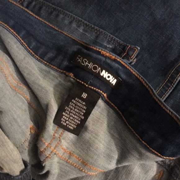 Fashion nova jeans - Picture 2 of 5